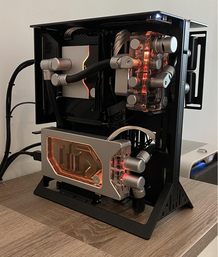 XTIA Xproto-ATX V2 ATX/MATX open layout pc case