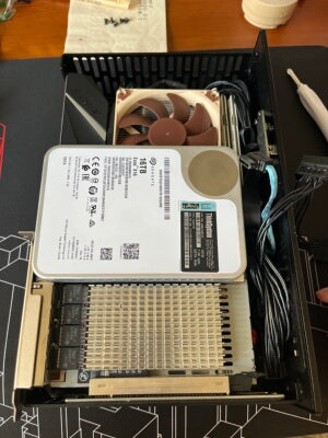 XTIA Slim variable volume computer case(v2)