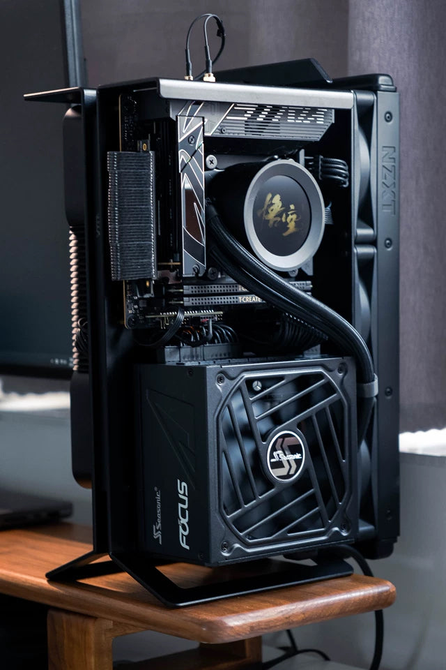 XTIA Xproto-L (V2)  case Open layout  ITX PC frame