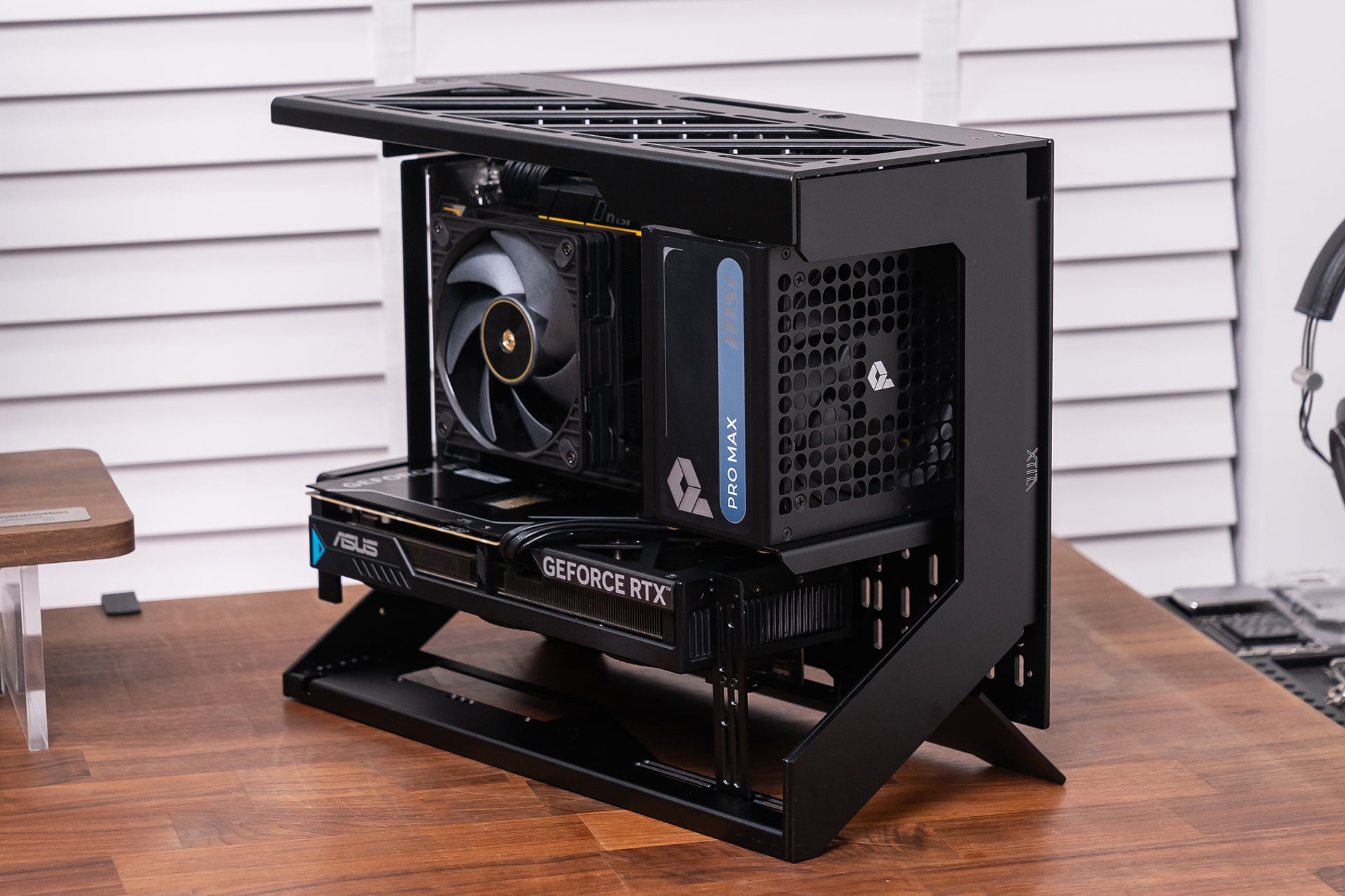 XTIA Xproto-Z MATX Open Frame – XTIA shop