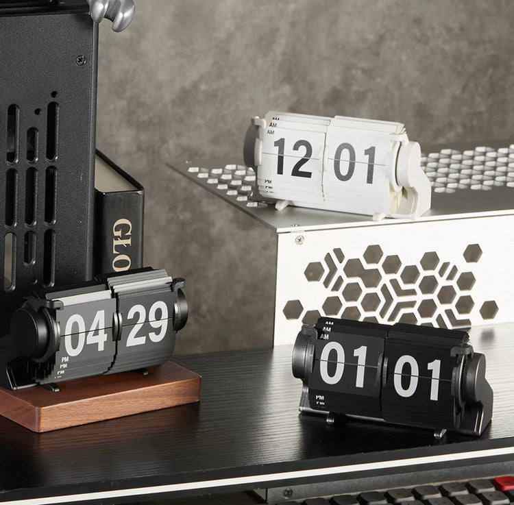 Smart Mechanical Flip Clock (Bluetooth & Auto-Sync)