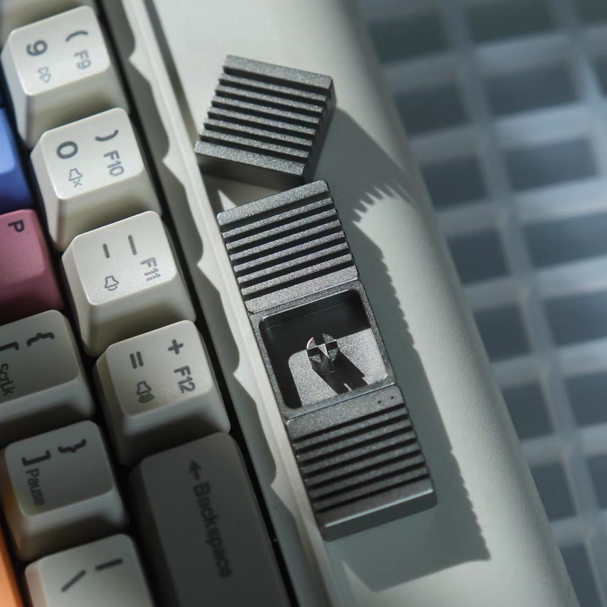 Redcap Retro Minimalist CNC Aluminum Metal Arrow Keycap Set for Mechanical Keyboards