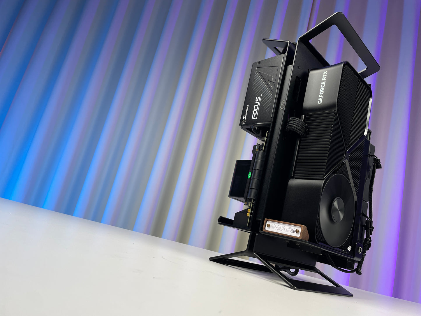 XTIA Xproto-L (V2)  case Open layout  ITX PC frame