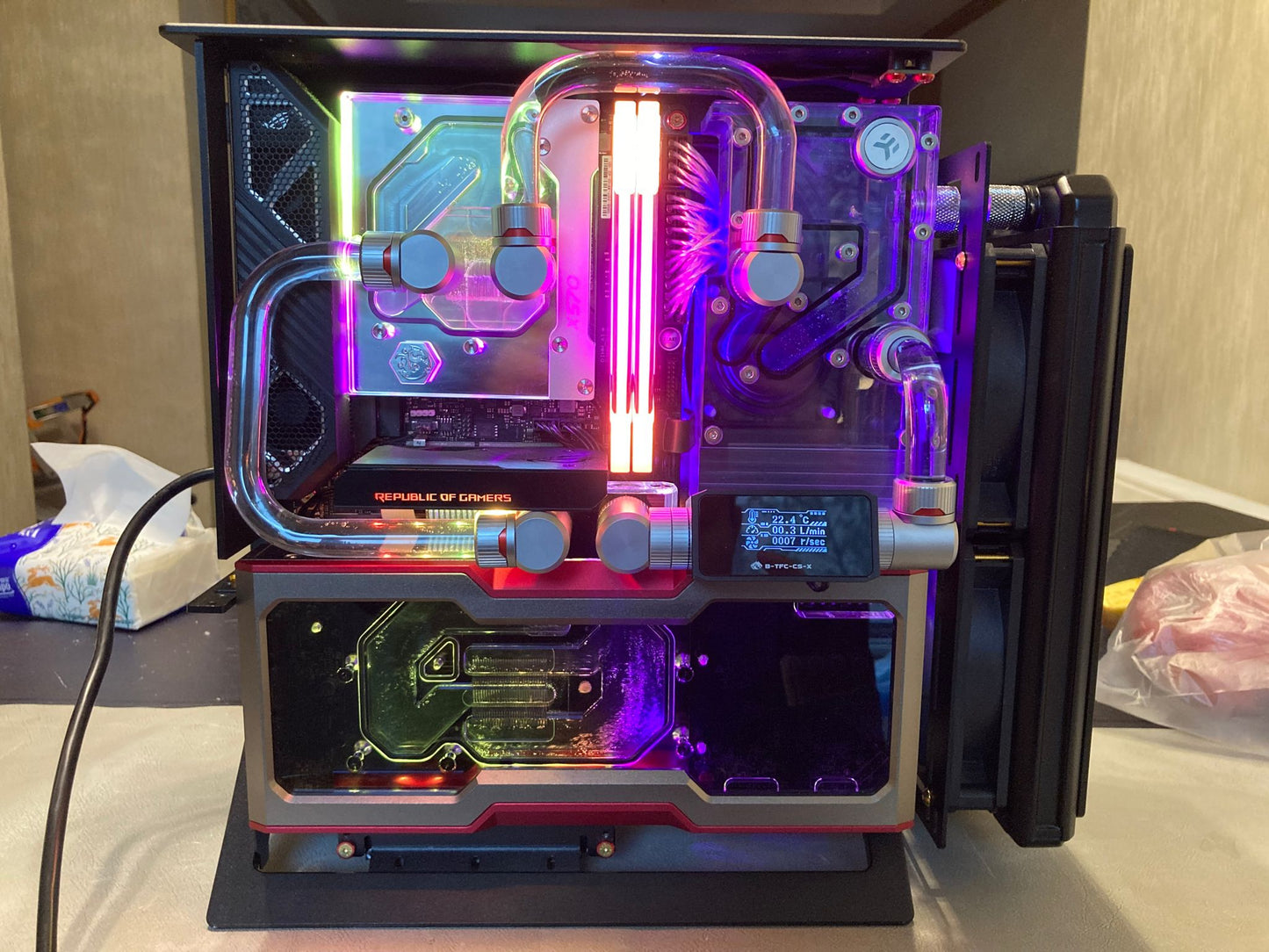 XTIA Xproto-ATX  V2  ATX/MATX open layout pc case